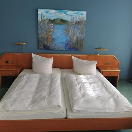 Hotel Kaiserhof Fürstenwalde Extérieur photo