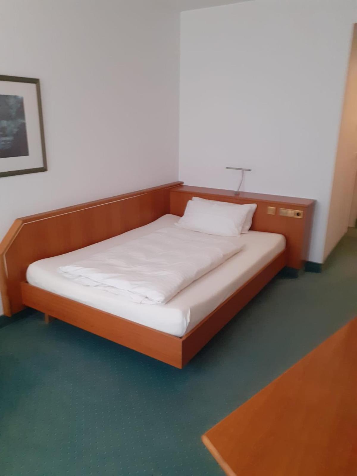 Hotel Kaiserhof Fürstenwalde Extérieur photo