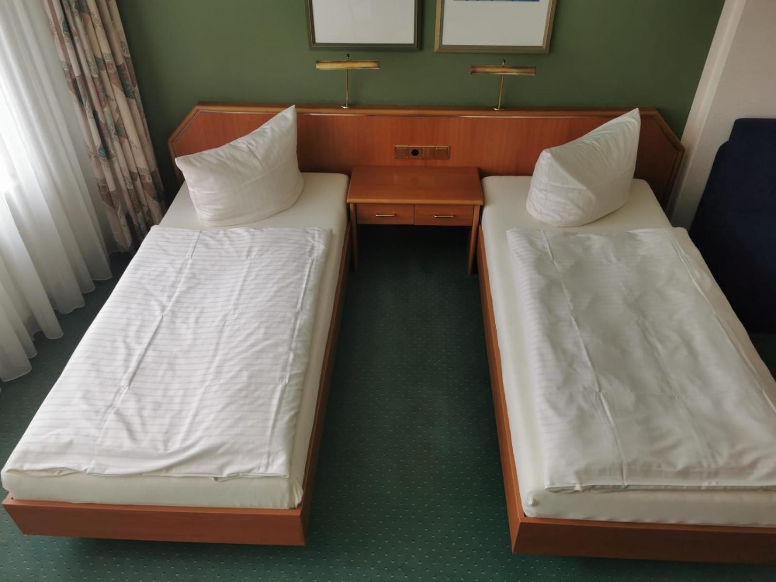 Hotel Kaiserhof Fürstenwalde Extérieur photo