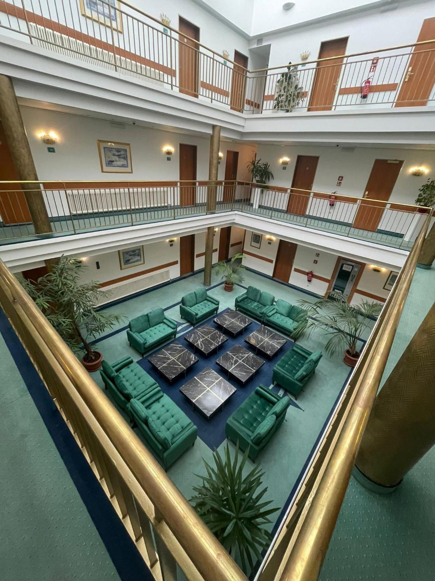 Hotel Kaiserhof Fürstenwalde Extérieur photo