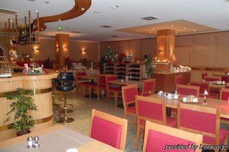 Hotel Kaiserhof Fürstenwalde Extérieur photo