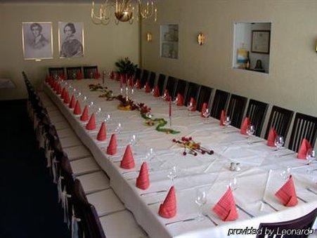 Hotel Kaiserhof Fürstenwalde Extérieur photo